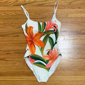 La Blanca swimsuit - beaded one piece bathing suit white with lily print, size 6